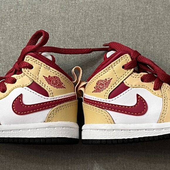 NEW Nike Air Jordan 1 Mid Toddler Boy 3C Curry Cardinal Red Sneakers 640735-20 - Picture 10 of 13